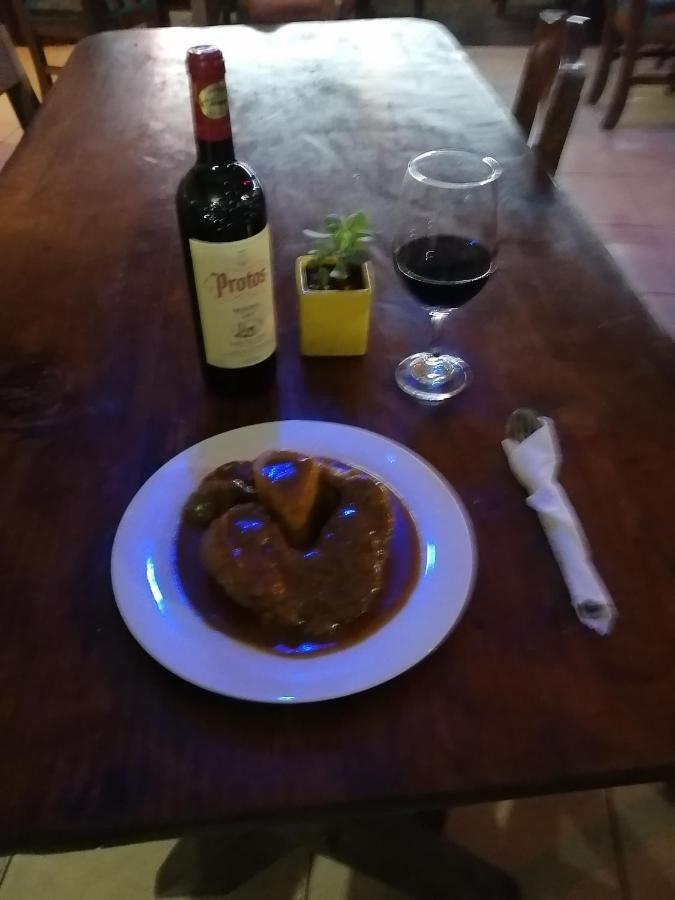 La Famosa Costillas A La Lena Jarabacoa Esterno foto